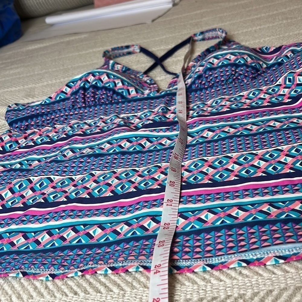 Geometric Patterned Tankini Top With Solid Navy B… - image 8